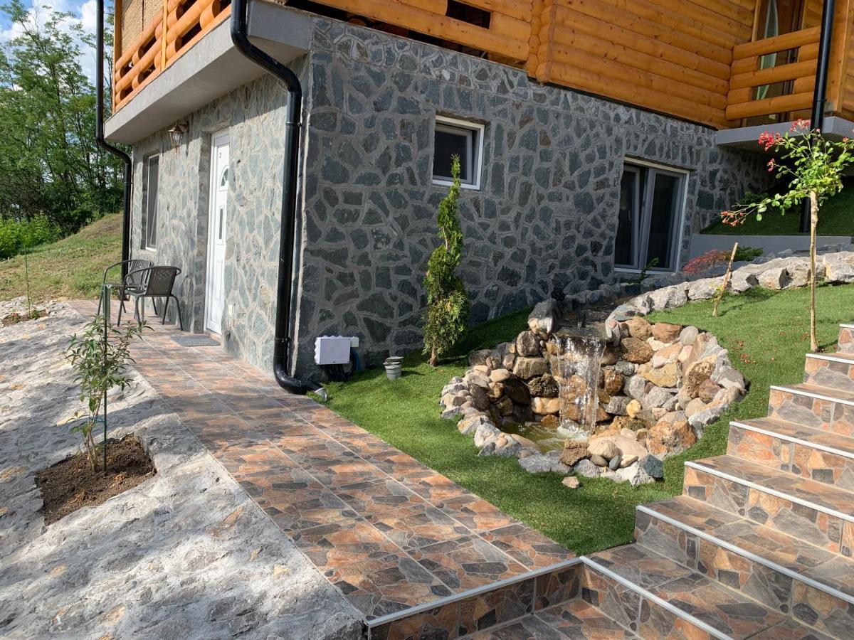 Boja Zalaska - Kameni Apartman Jagodina Buitenkant foto